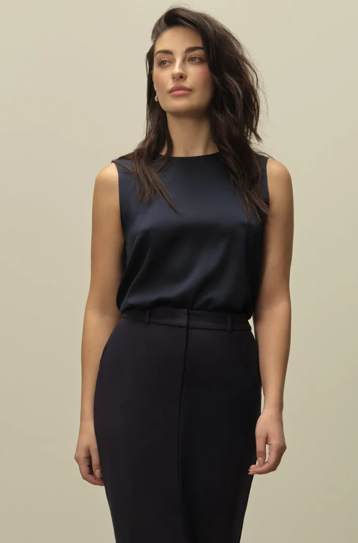The Amber Silk Shell Navy - Image 3