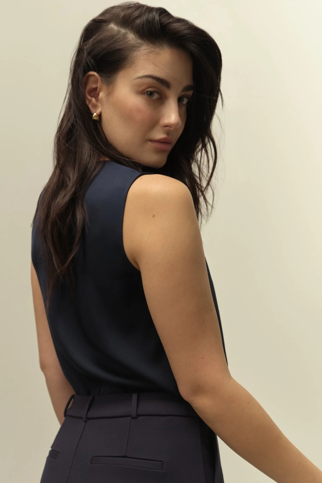 The Amber Silk Shell Navy - Image 6