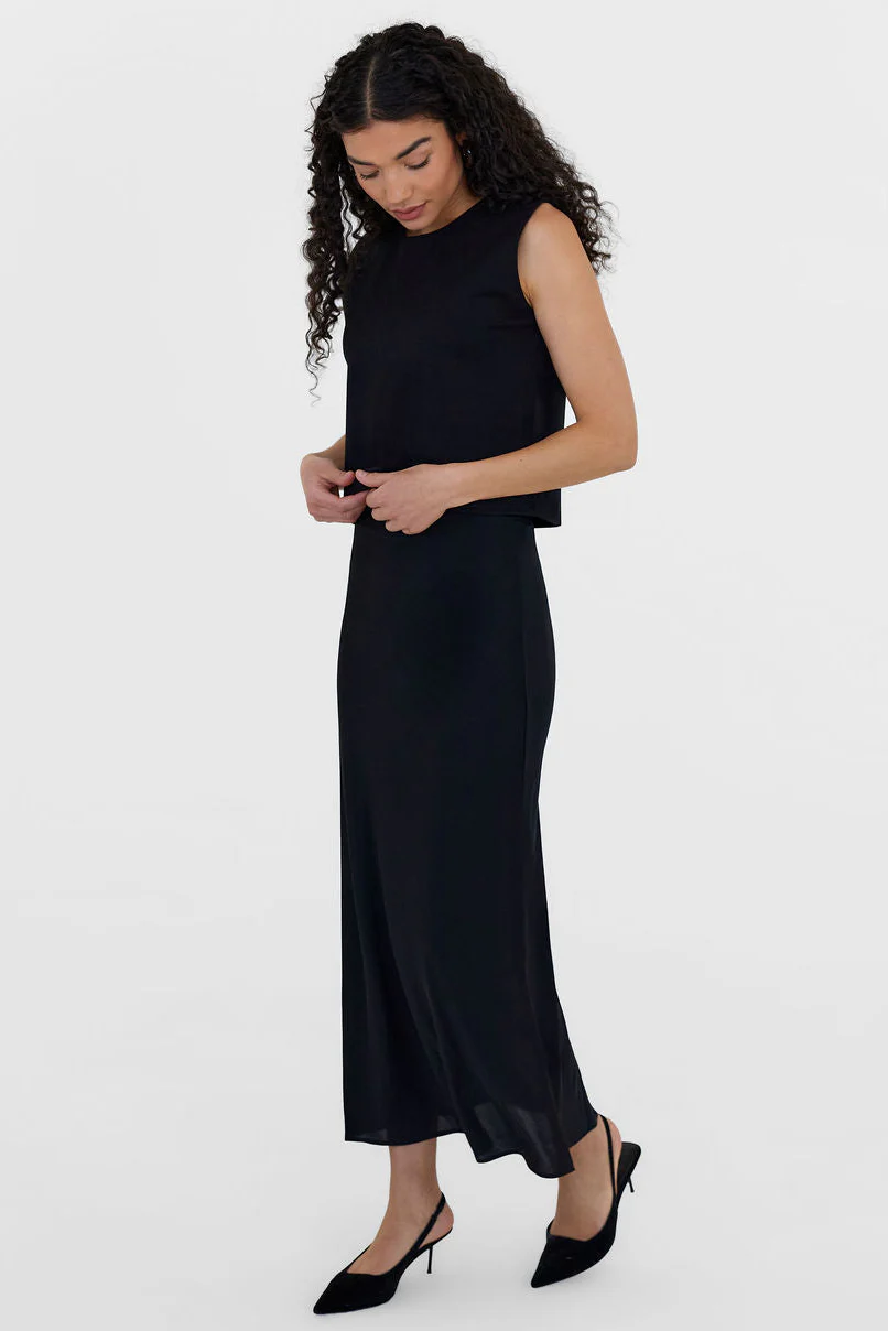 The Caroline Silk Bias Skirt Black - Image 5