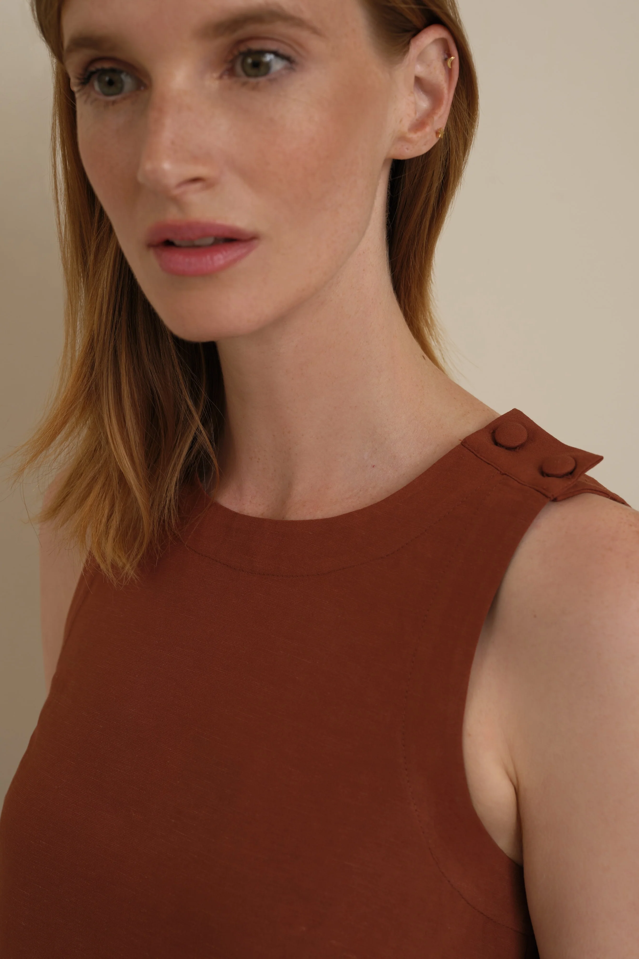 The Ella Linen Tank Cognac - Image 2