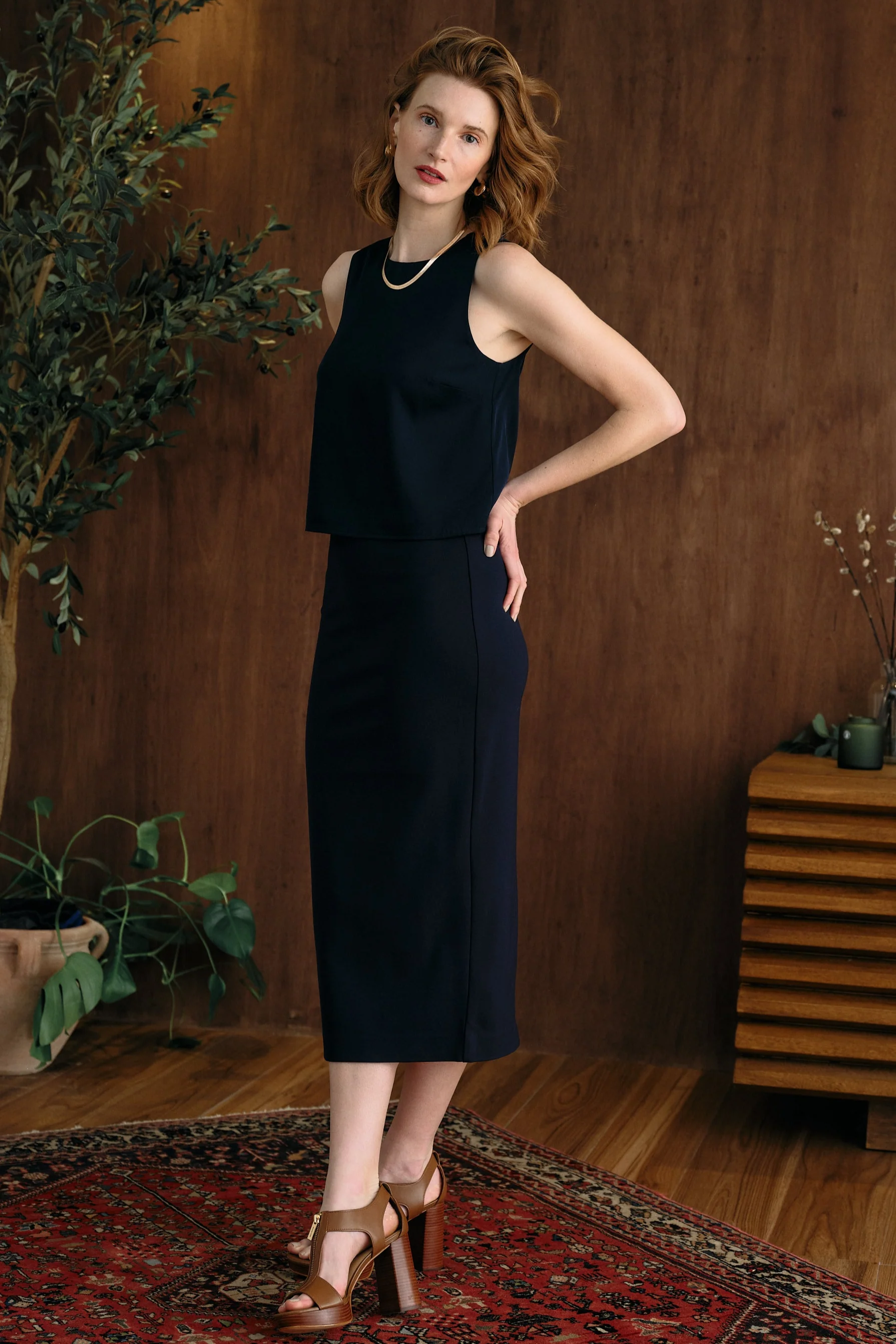 The Ella Silk Tank Navy - Image 3