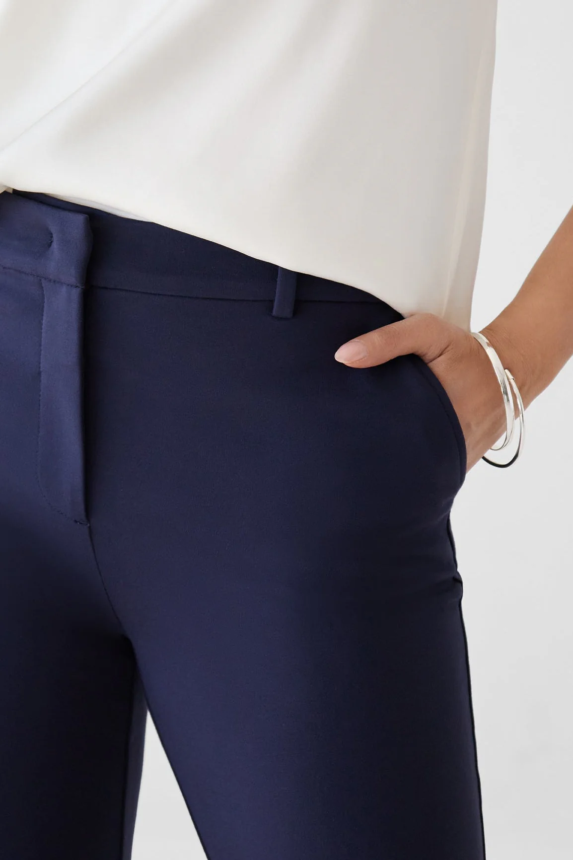 The Farrah Flare Trouser Navy - Image 4