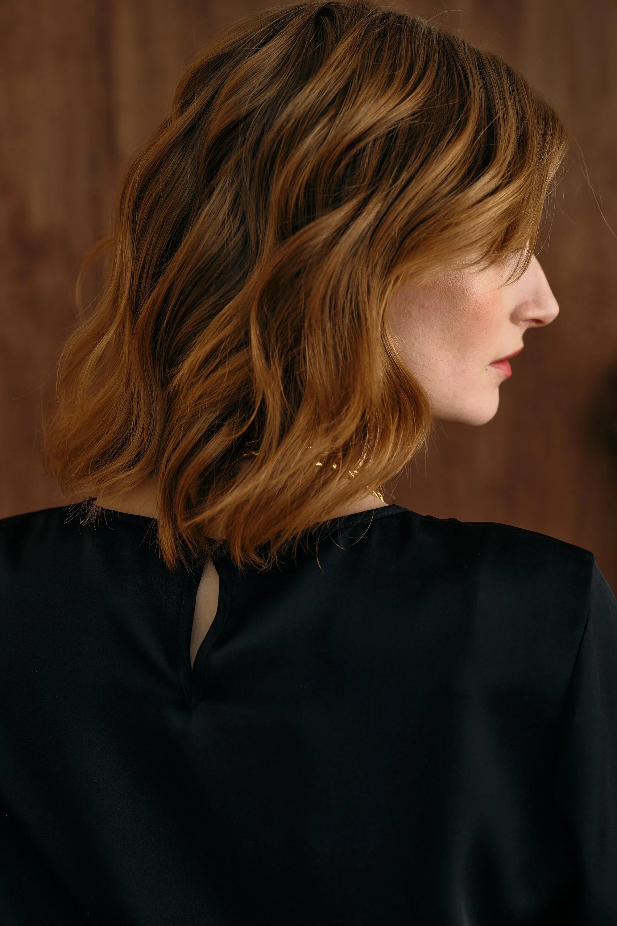 The Hannah Silk Tee Black - Image 3