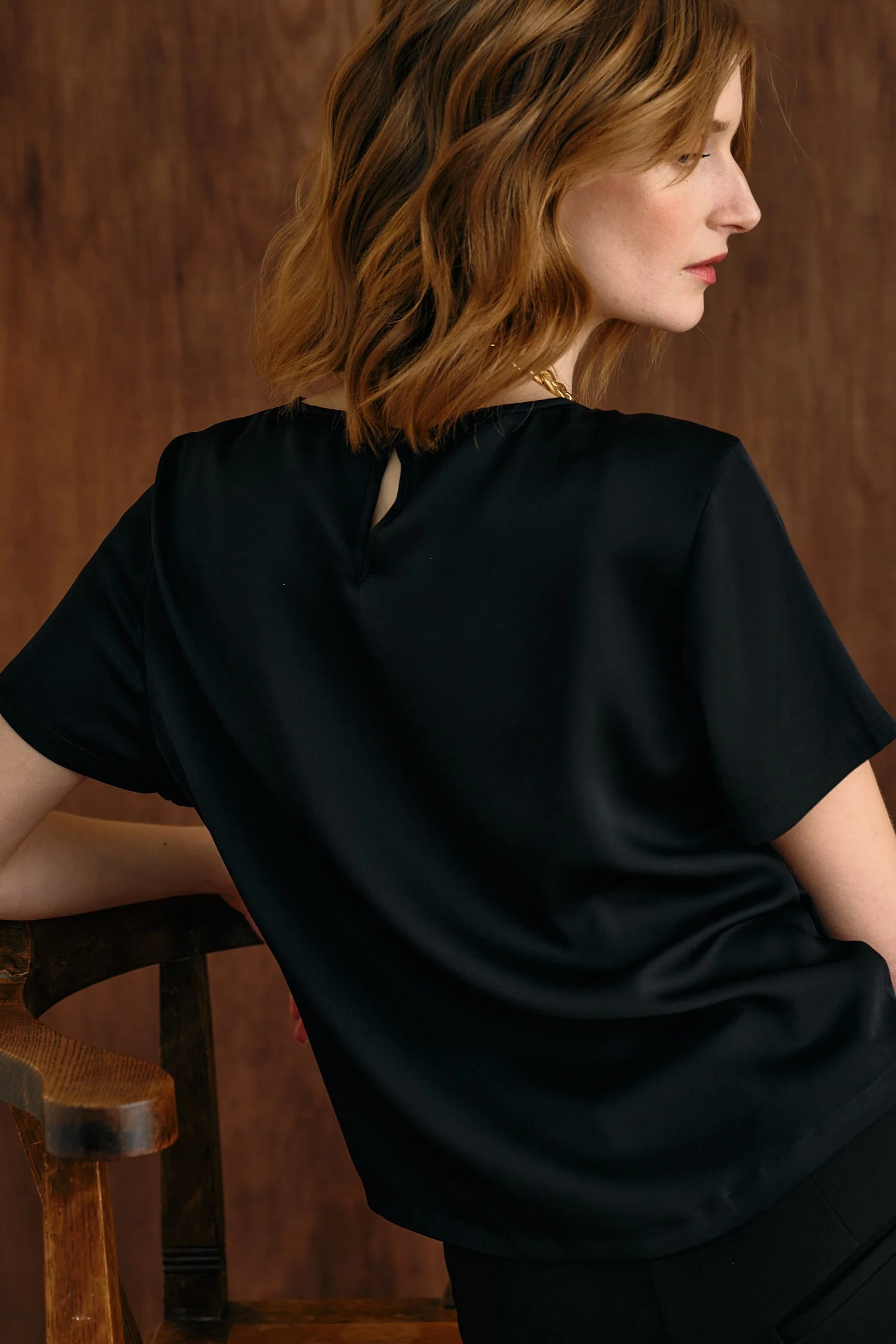 The Hannah Silk Tee Black - Image 4