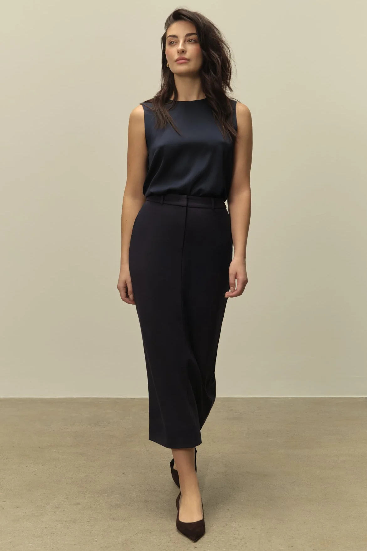The Julia Trouser Skirt Navy - Image 6
