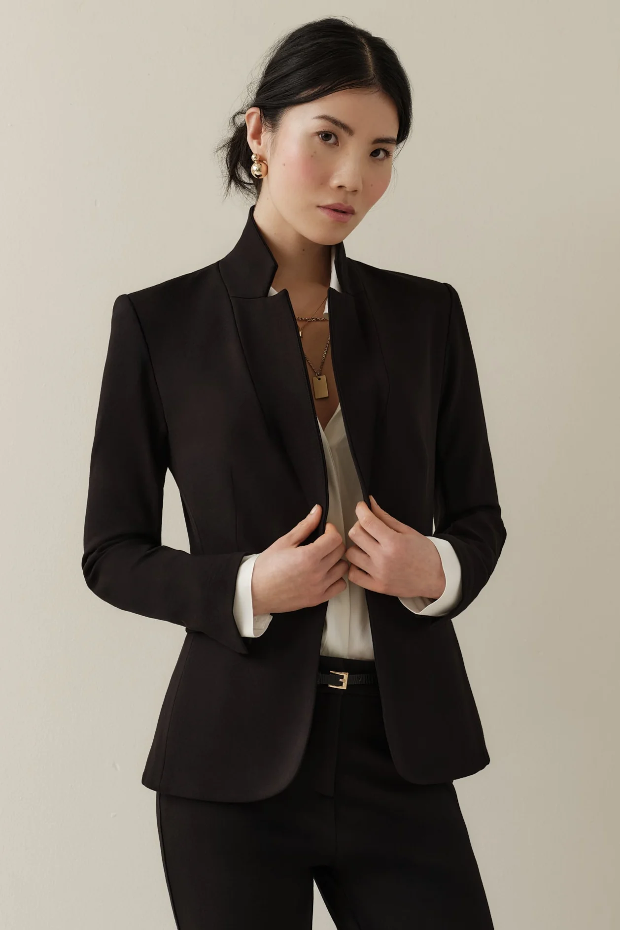 The Sloane Blazer Black - Image 3