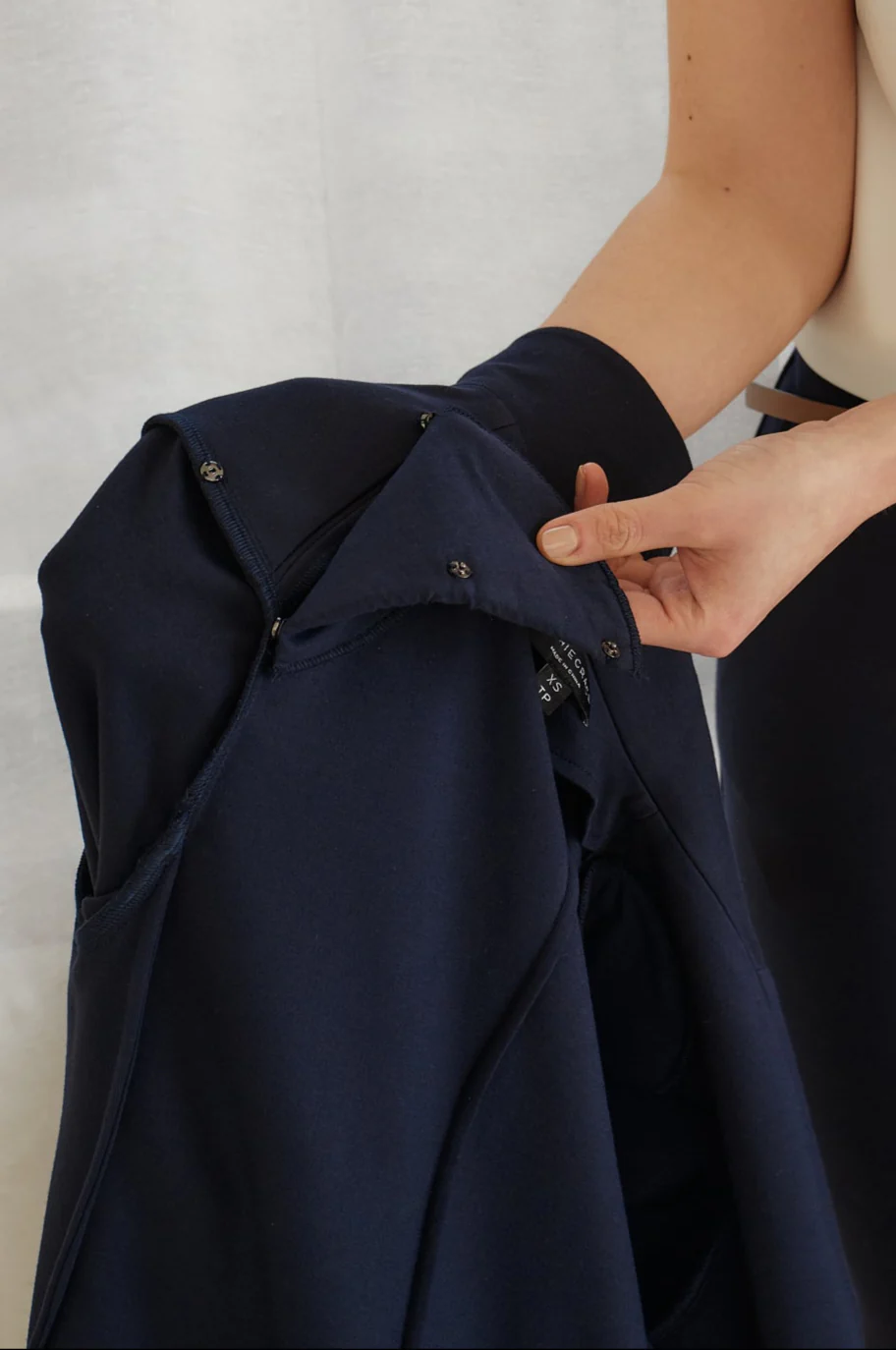 The Sloane Blazer Black - Image 5