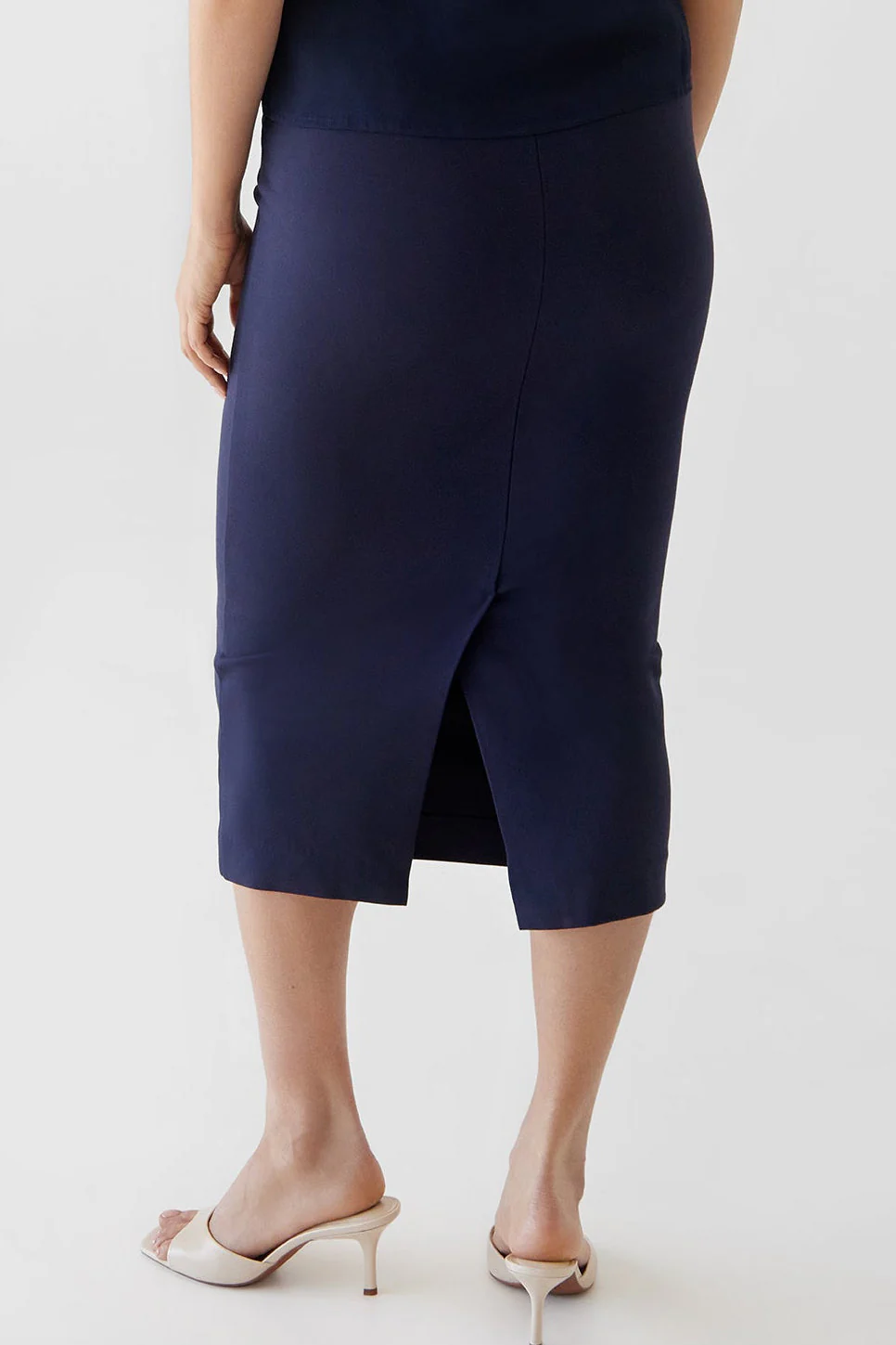 The Stella Skirt Navy - Image 4